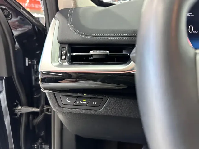 BMW X1 — Фото автомобиля 8