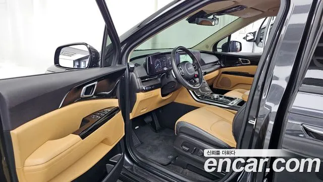 Kia Carnival Generation 4 — Фото автомобиля 10