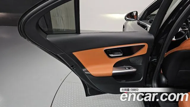 Mercedes-Benz C-Class — Фото автомобиля 7
