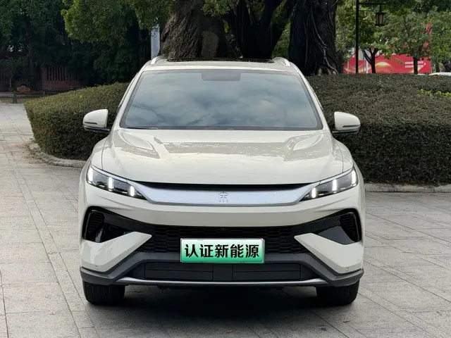 BYD Song Pro — Фото автомобиля 2