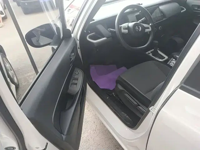 Honda Fit — Фото автомобиля 11