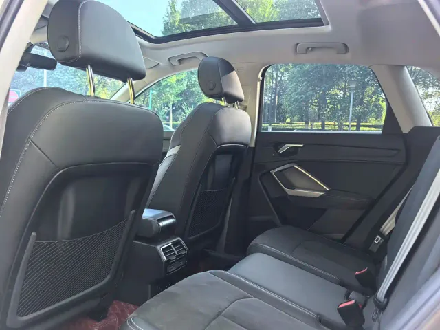 Audi Q3 — Фото автомобиля 5