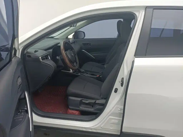 Toyota Corolla Cross — Фото автомобиля 6