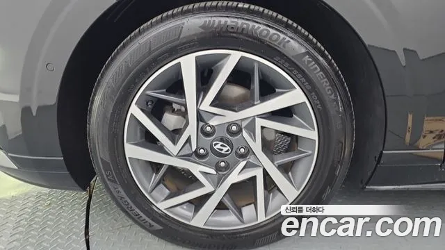 Hyundai Grandeur GN7 — Фото автомобиля 5