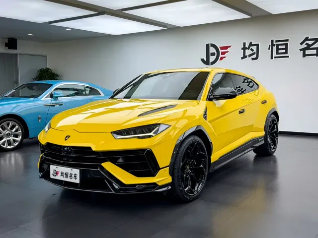 Lamborghini Urus — Фото автомобиля 4