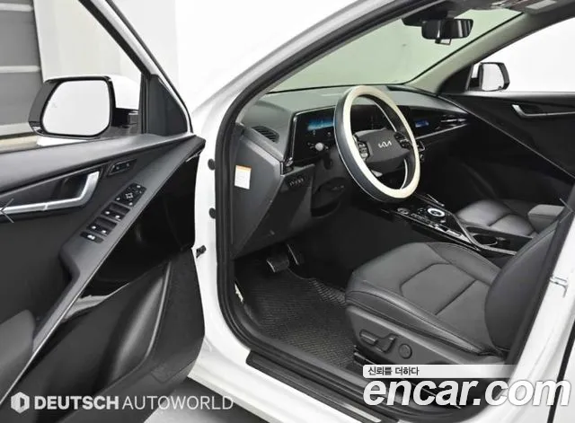 Kia Niro The All New Niro Signature — Фото автомобиля 11