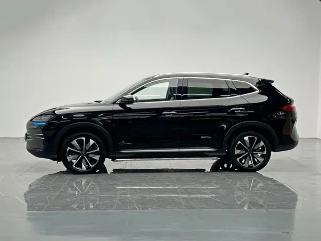 BYD Song PLUS — Фото автомобиля 3