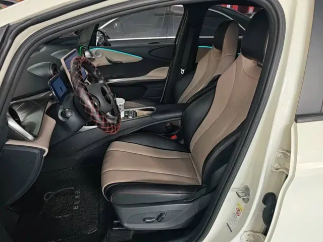 BYD Dolphin — Фото автомобиля 14