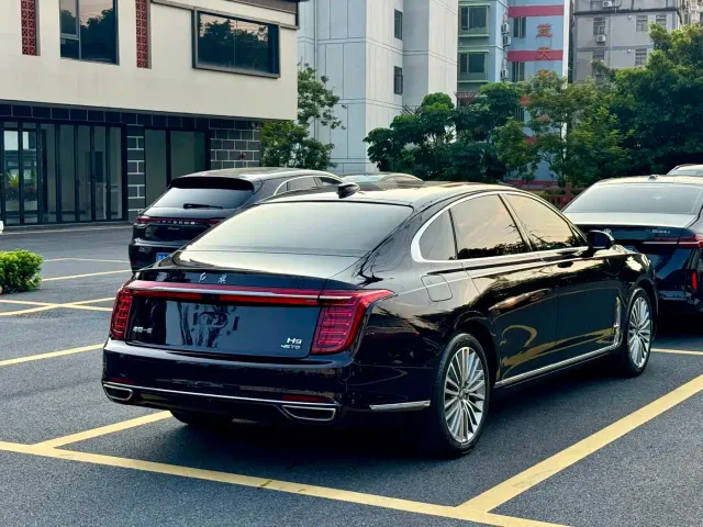 Hongqi H9 — Фото автомобиля 8
