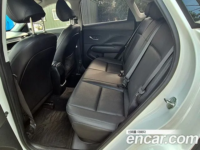 Hyundai Kona SX2 — Фото автомобиля 10