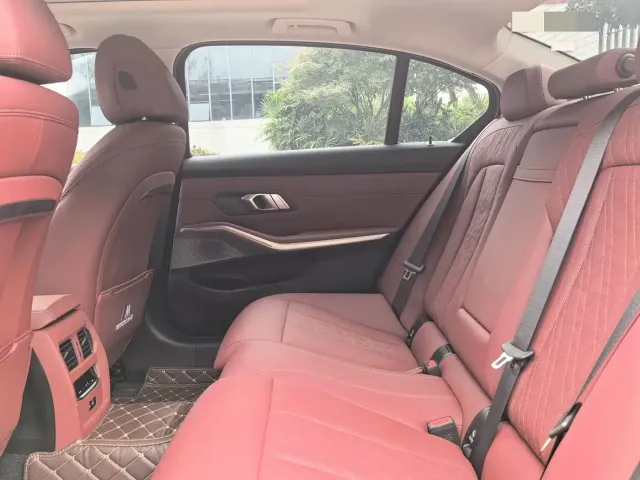 BMW BMW i3 2026 eDrive 35 L — Фото автомобиля 6