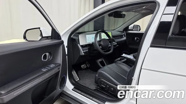 Hyundai Ioniq 5 — Фото автомобиля 15