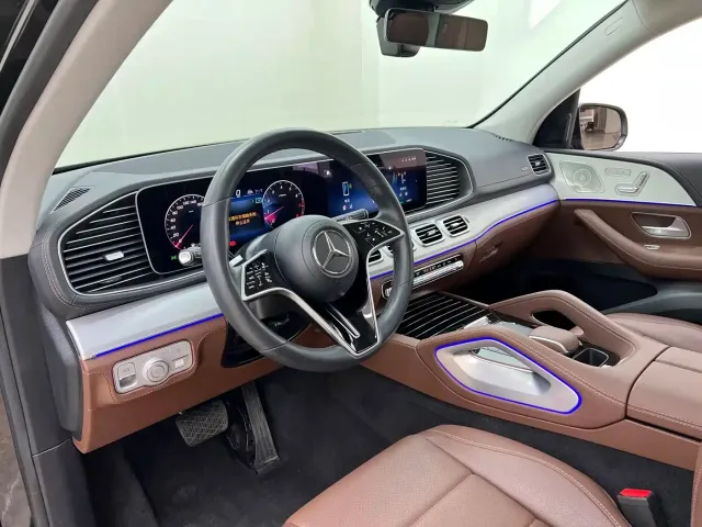 Mercedes-Benz GLE-Class — Фото автомобиля 11