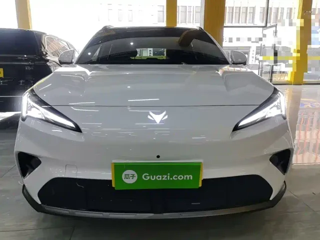 Arcfox Alpha T5 — Фото автомобиля 2