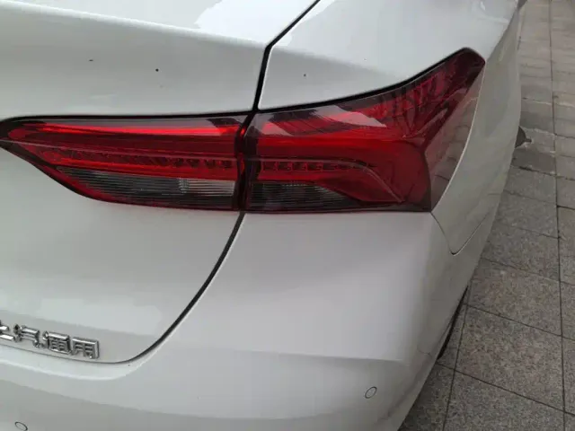 Buick Verano — Фото автомобиля 7