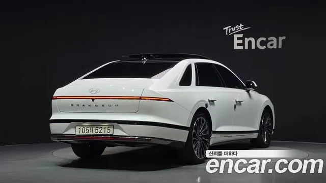 Hyundai Grandeur GN7 — Фото автомобиля 2