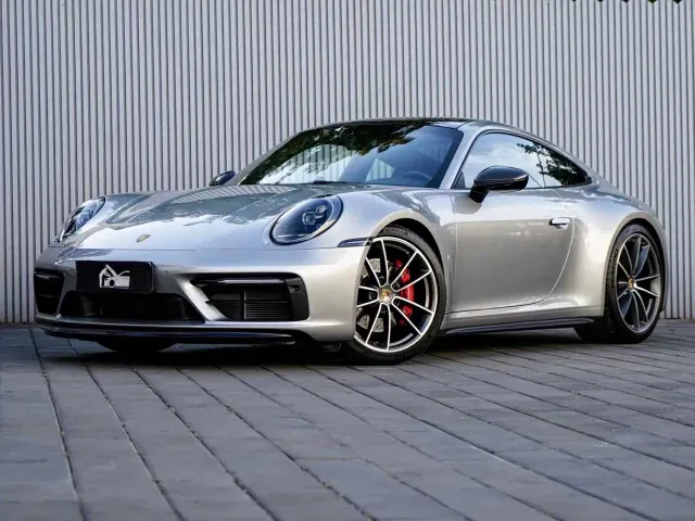 Фотография автомобиля — Porsche 911