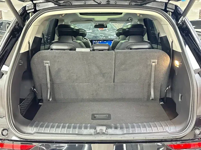 Ford Edge — Фото автомобиля 8