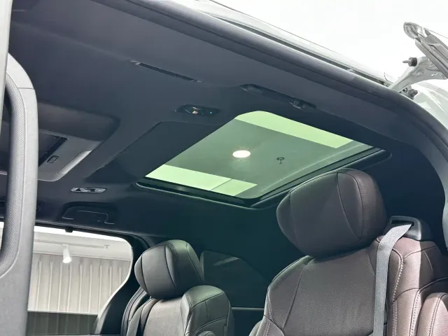 Toyota Sienna — Фото автомобиля 22
