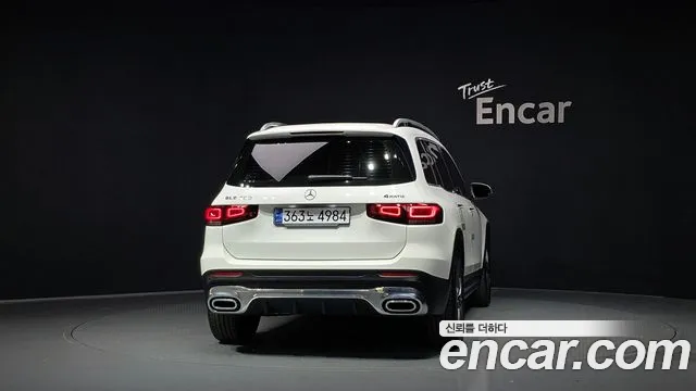 Mercedes-Benz GLB-Class — Фото автомобиля 4