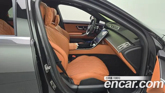 Mercedes-Benz S-Class — Фото автомобиля 26