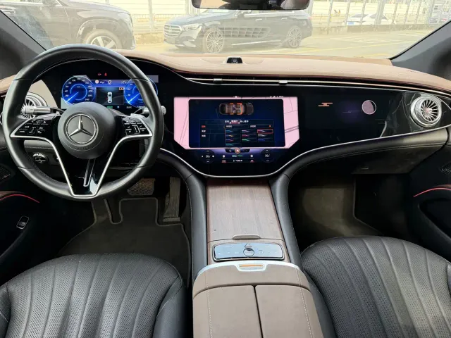 Mercedes-Benz EQS — Фото автомобиля 13
