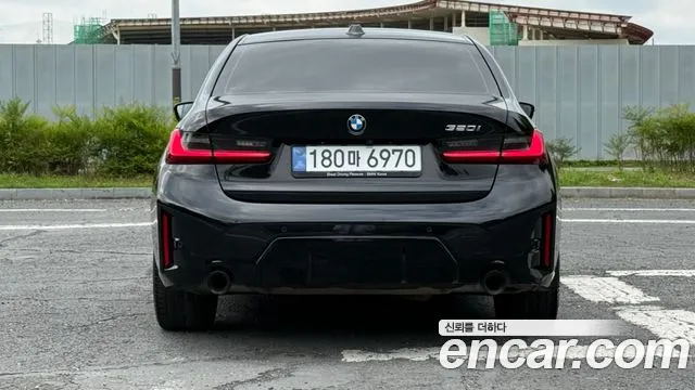 BMW 3-Series 3 серия (G20) 320i M Sport — Фото автомобиля 4