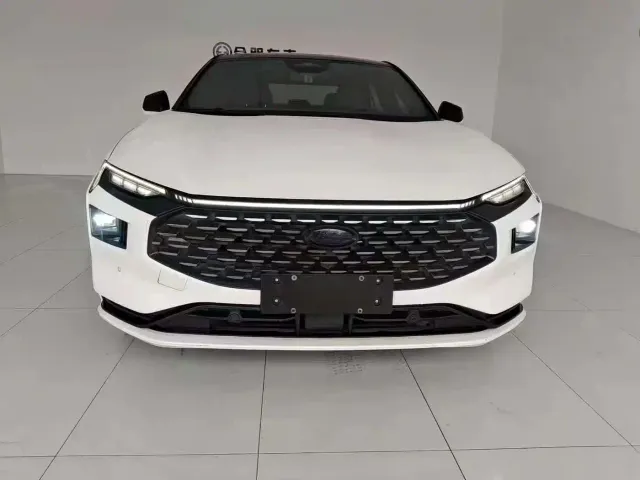 Ford Mondeo — Фото автомобиля 2
