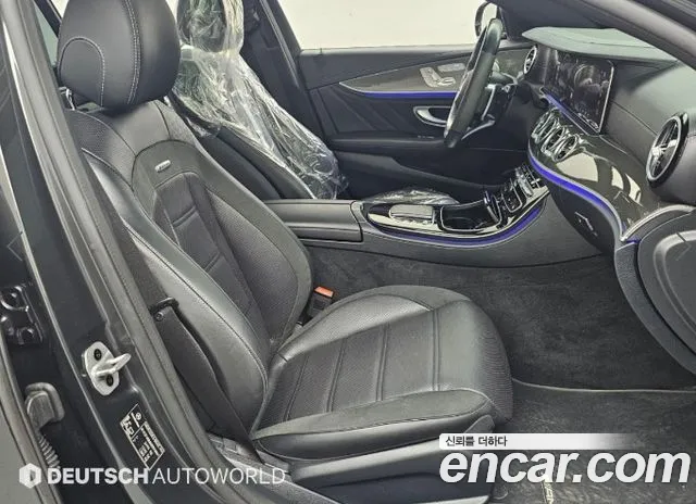 Mercedes-Benz E-Class W213 — Фото автомобиля 10