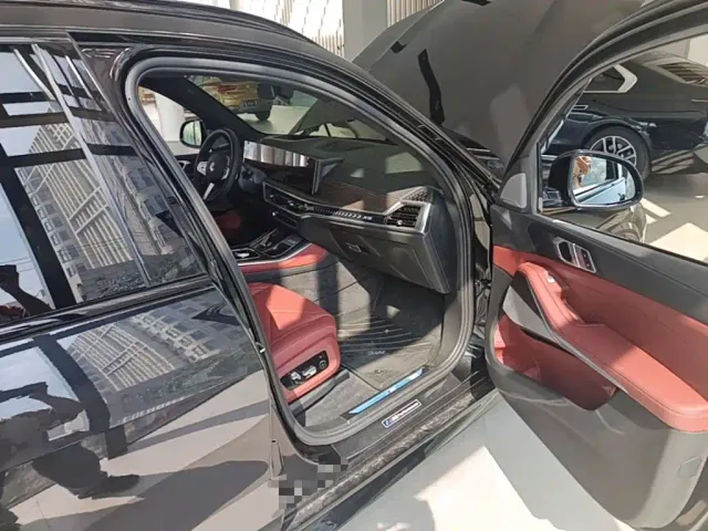 BMW X5 — Фото автомобиля 8