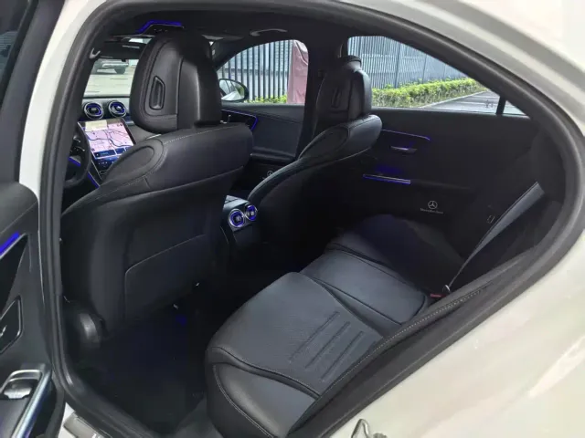 Mercedes-Benz C-Class — Фото автомобиля 5