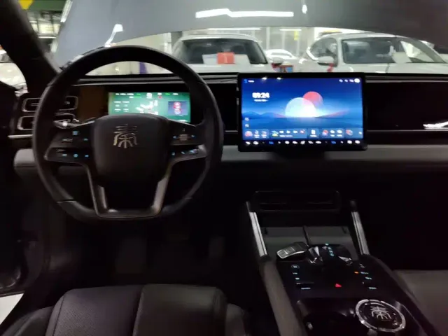 BYD Qin L — Фото автомобиля 9