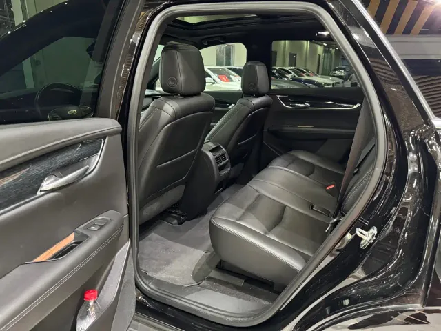 Cadillac XT5 — Фото автомобиля 11