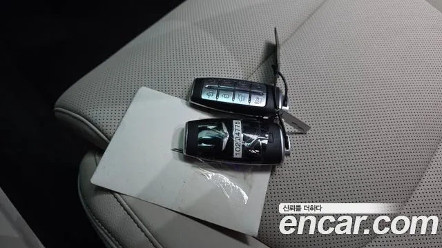 Genesis GV70 2.5T Бензин AWD — Фото автомобиля 18