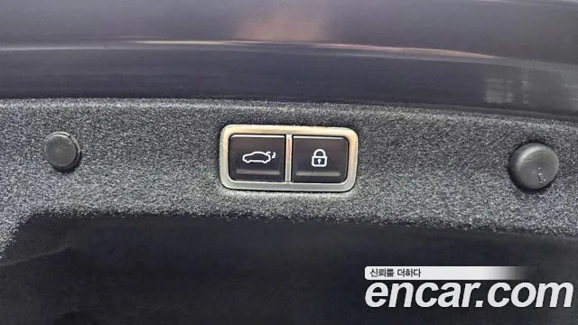 Hyundai Grandeur GN7 — Фото автомобиля 20