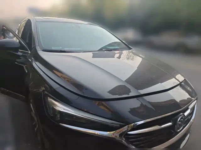Buick LaCrosse — Фото автомобиля 3