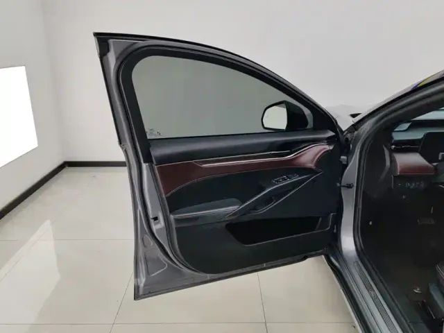 Ford Mondeo — Фото автомобиля 7