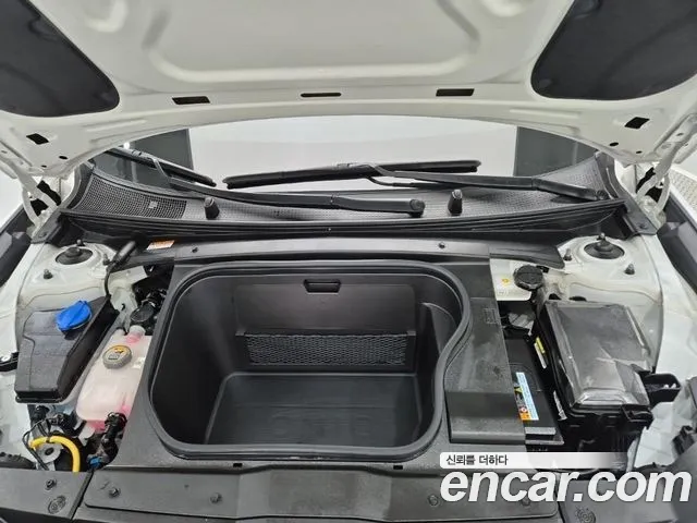 Hyundai Ioniq 6 — Фото автомобиля 16