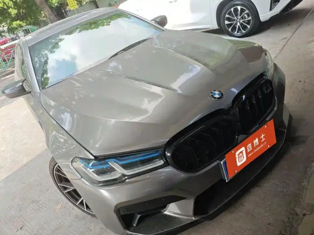 BMW 5 Series — Фото автомобиля 4
