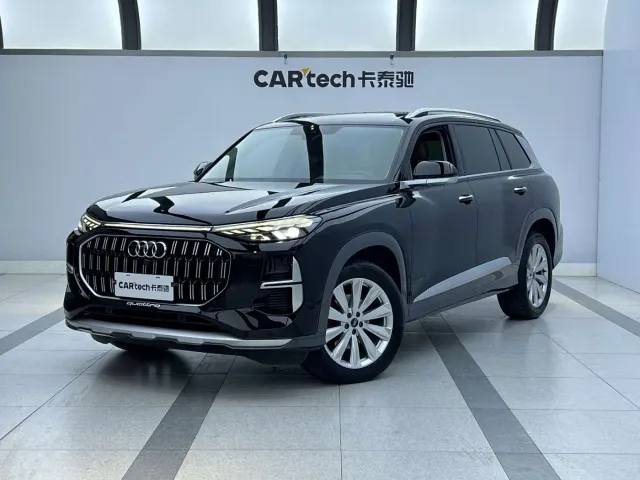 Фотография автомобиля — Audi Q6