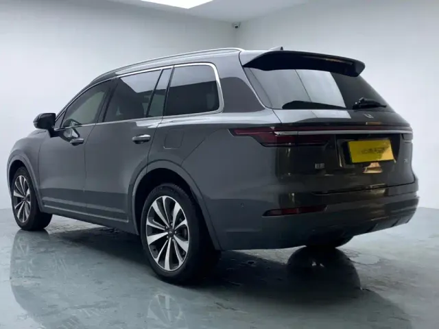 Li Auto ONE — Фото автомобиля 4