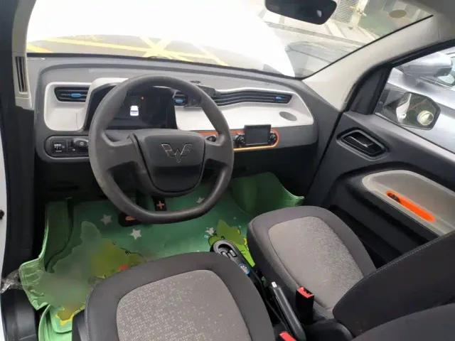 Wuling Hongguang Mini EV — Фото автомобиля 5