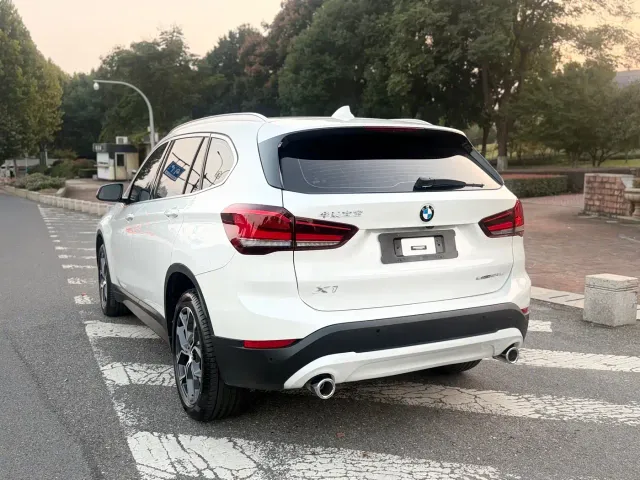 BMW X1 — Фото автомобиля 5
