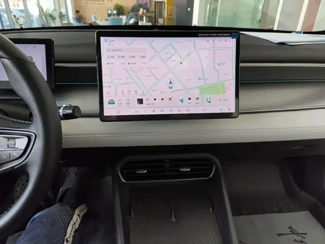 BYD Seal 05 DM-i — Фото автомобиля 12