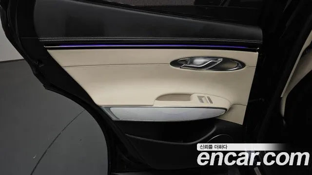 Genesis GV70 2.5T Бензин AWD — Фото автомобиля 23