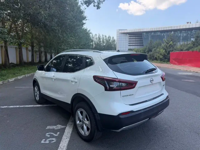 Nissan Qashqai — Фото автомобиля 6
