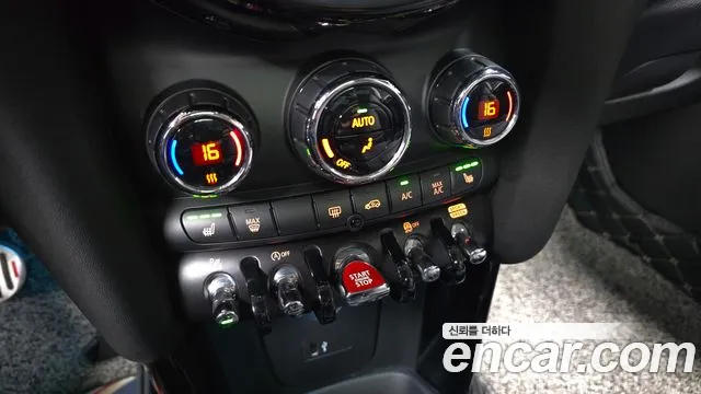 MINI Cooper — Фото автомобиля 22