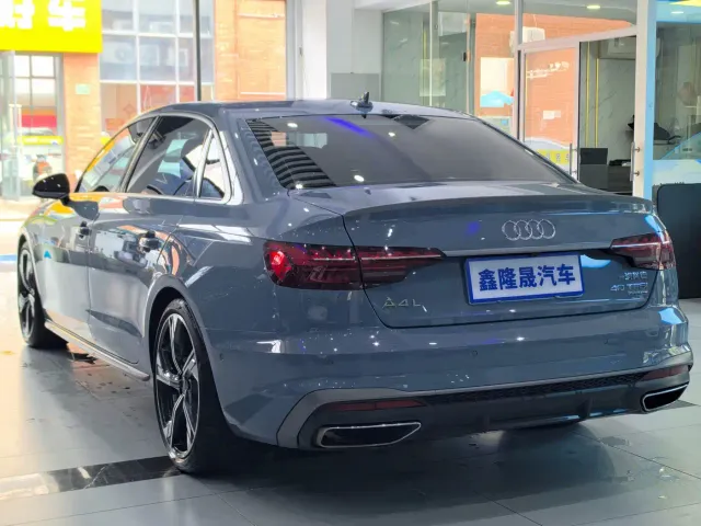 Audi A4L — Фото автомобиля 17
