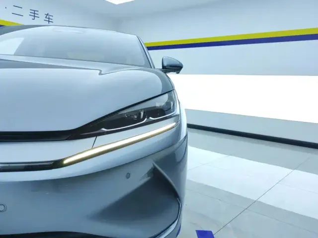 BYD Qin L — Фото автомобиля 5