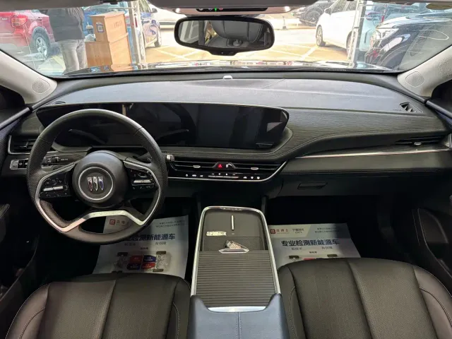 Buick LaCrosse — Фото автомобиля 6